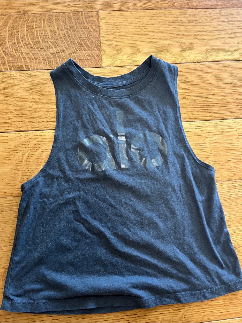 Alo racer back flowy crop waist tank small